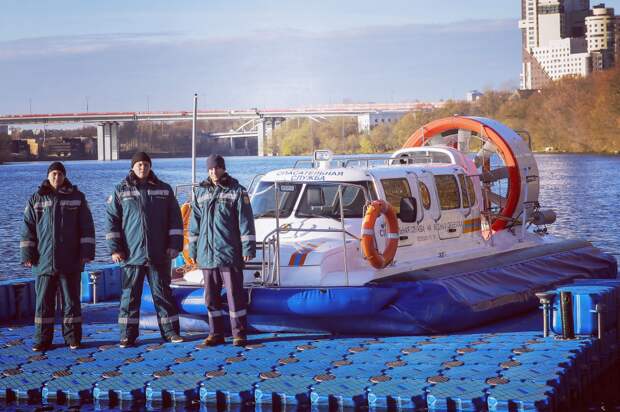На станции «Карамышево» спасатели на воде уберегли от гибели шестьдесят человек