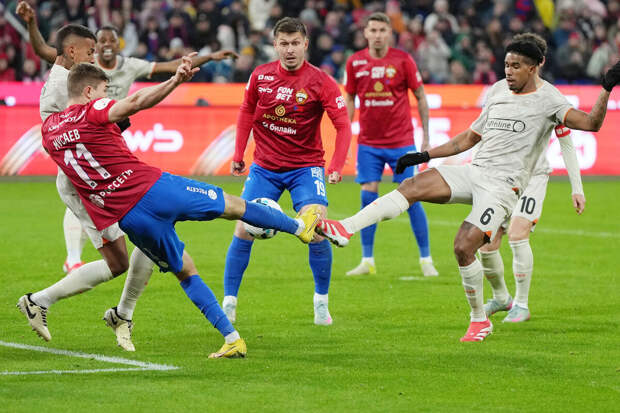 ЦСКА и "Краснодар" объявили составы на первый матч полуфинала Кубка России