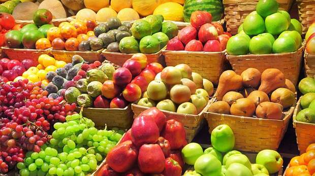 Ликбез: как выбрать вкусные и полезные овощи и фрукты