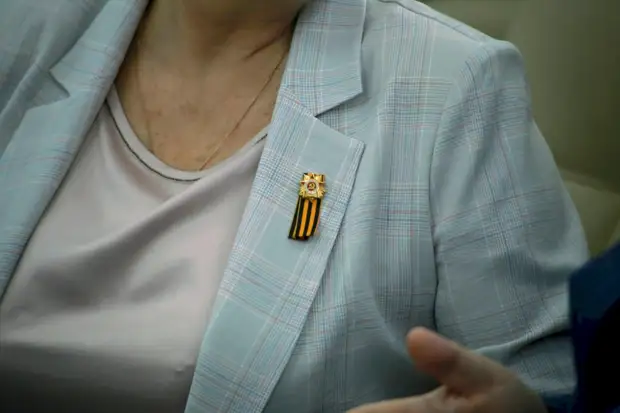 Майское настроение. Фоторепортаж с отчёта губернатора Виктора Томенко