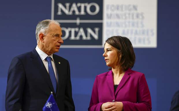 СМИ: НАТО официально исключит Россию из числа «партнеров»