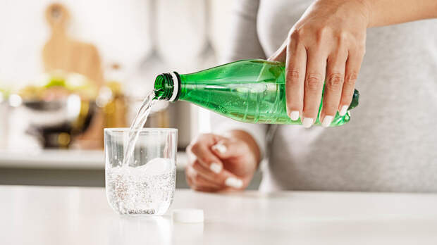 Можно ли пить минеральную воду каждый день: разбор