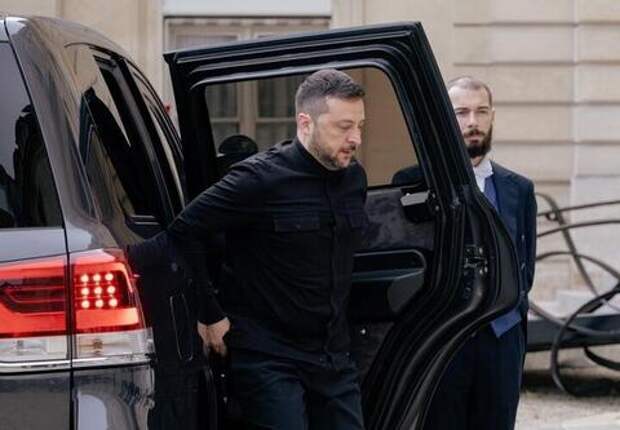 Прощальная гастроль артиста: Зеленский ездит в города, которые скоро войдут в состав России