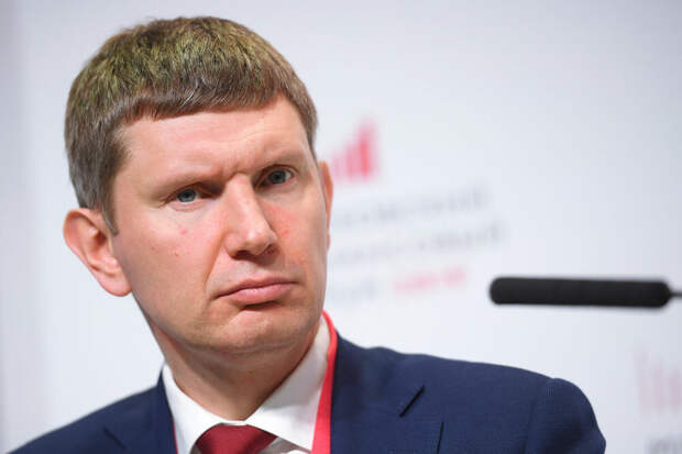 Хуже, чем шпионаж. Глобалисты навязали чиновникам свои идеи