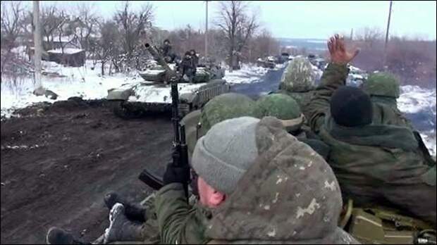 Журналисты Первого канала побывали с ополченцами на позициях, оставленных украинскими военными Журналисты Первого канала побывали с ополченцами на позициях, оставленных украинскими военными