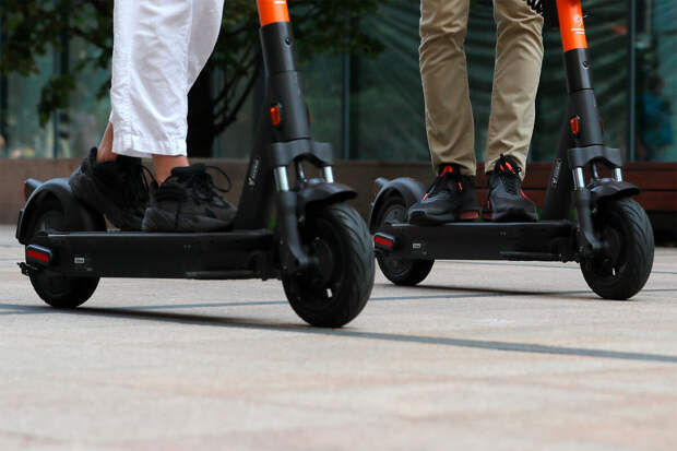 Врач Виноградова: при эпилепсии и аритмии не стоит управлять электросамокатом