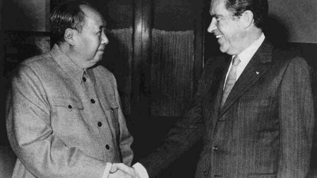 Историческая встреча Мао Цзэдуна и Ричарда Никсона в феврале 1972 года