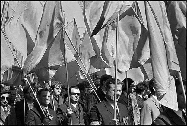 Парад на Красной площади в Москве в 1970-ом году.