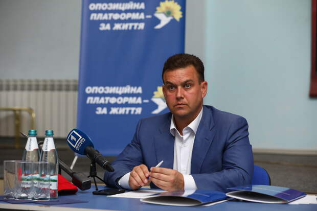 Пока янки спешно удирают из Афганистана, в другой американской колонии – на Украине –...