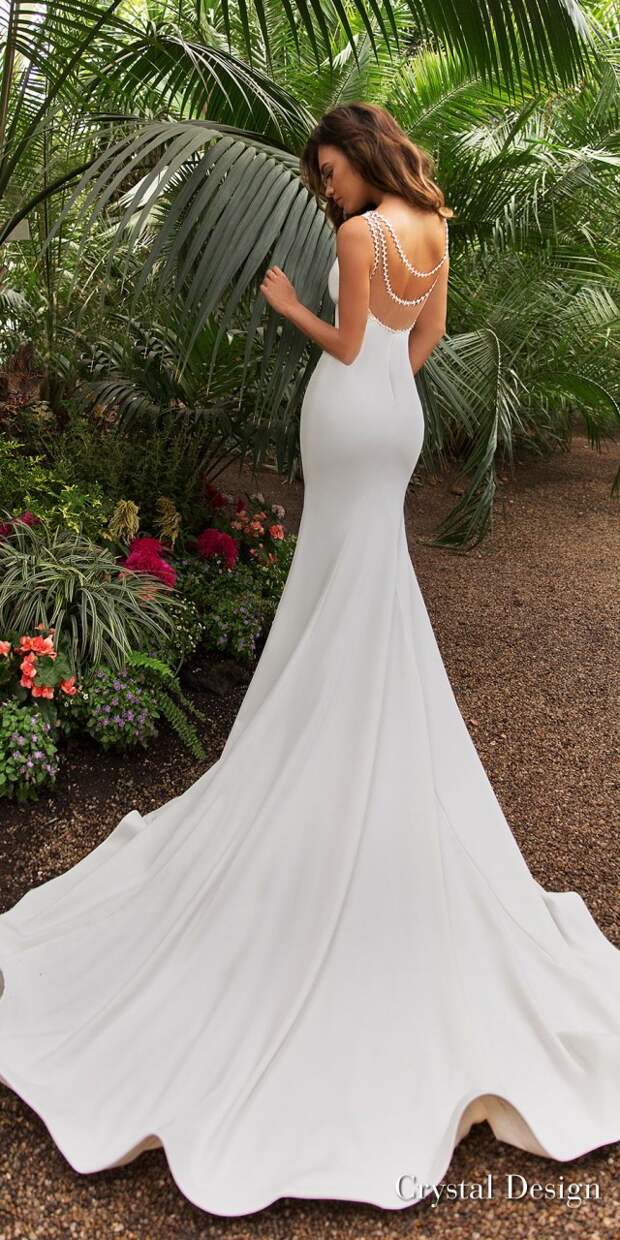 crystal design 2018 sleeveless deep v neck simple clean fit and flare wedding dress sheer back chapel train (candle) bv
