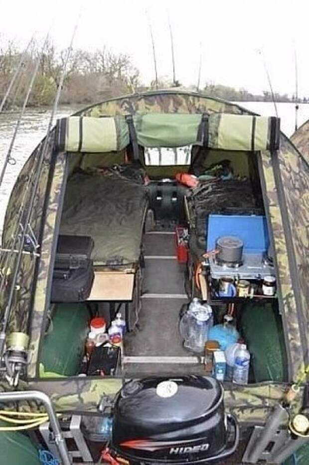 Идеальная палатка для рыбаков.