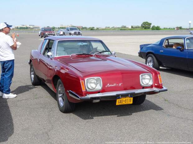 Шоу старых автомобилей в Бруклине авто, ретро авто, олдтаймер