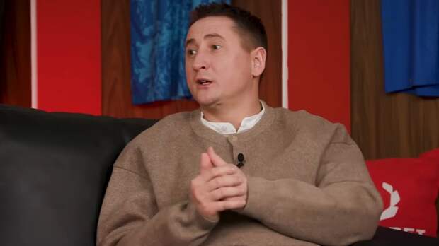 Быстров раскритиковал арбитров РПЛ: «Надо к психологу или психиатру отправить, чтобы немного в себя пришли»