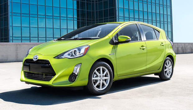 Toyota Prius C - от японцев ждали чего-то покруче.
