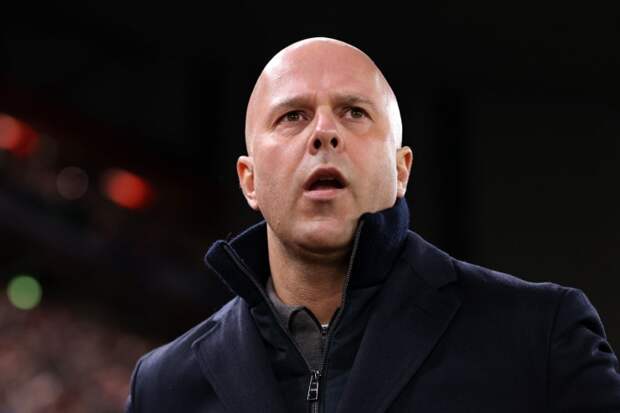 «Ливерпуль» созвал экстренное совещание после разгрома — обсуждали будущее Арне Слота (Sky)