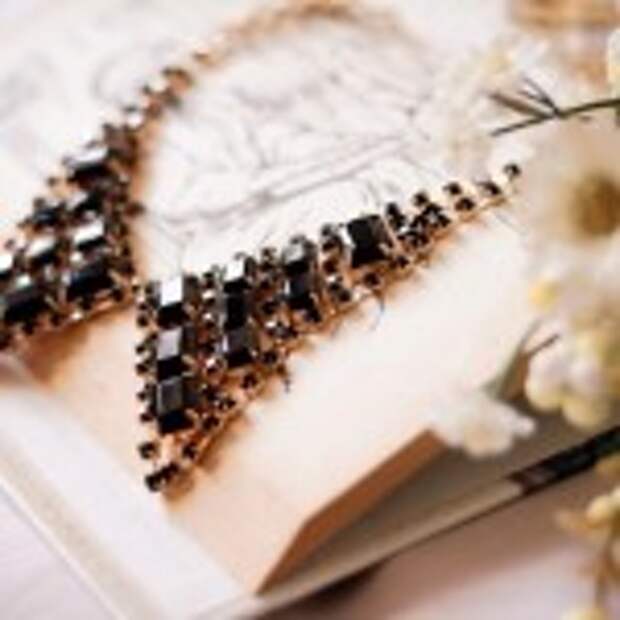 Колье-воротник