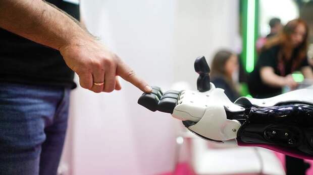 Эксперт по автоматизации назвал незаменимые роботами профессии