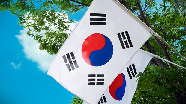 Южная Корея отказалась от ограничений на военную деятельность у границы с КНДР