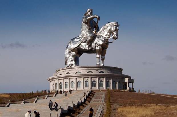 10 самых удивительных статуй со всего мира статуя, в мире