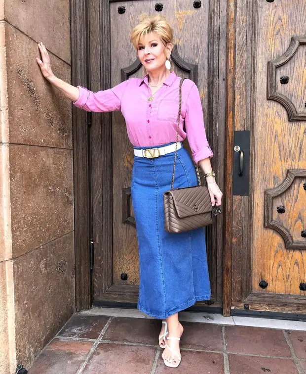 Джинсовый стиль для женщин 50 лет 2020: идеи, которые льстят возрасту и фигуре (+20 фото)