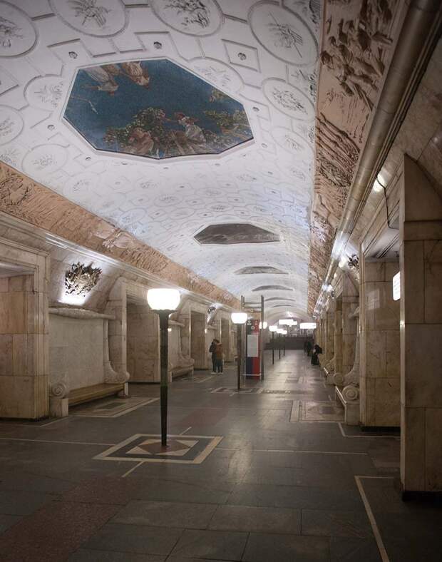 Станция метро «Новокузнецкая». Фото Ю.Звездкина