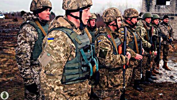 Жители украинской части Донбасса начали покупать оружие у украинских военных. Какие последствия могут быть