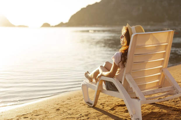 В Греции запретили шезлонги на пляжах