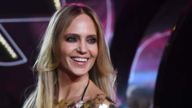 «Ничего не рассказываю»: что Глюкоза регулярно скрывает от мужа