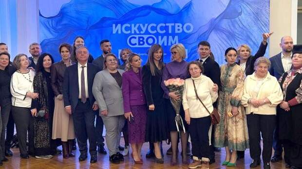 "Искусство не только СВОим". 60 художников и 100 картин ради одной Победы