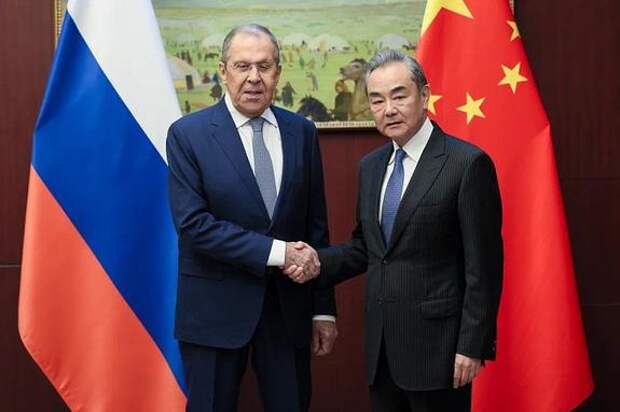 Лавров: Путин и Си Цзиньпин встретятся в Астане на «полях» саммита ШОС в июле