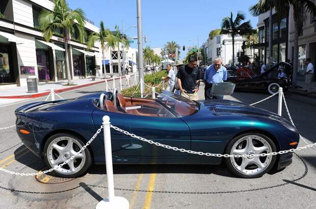 2010 Rodeo Drive Concours (56 фото) 2010 Rodeo Drive Concours (56 фото)