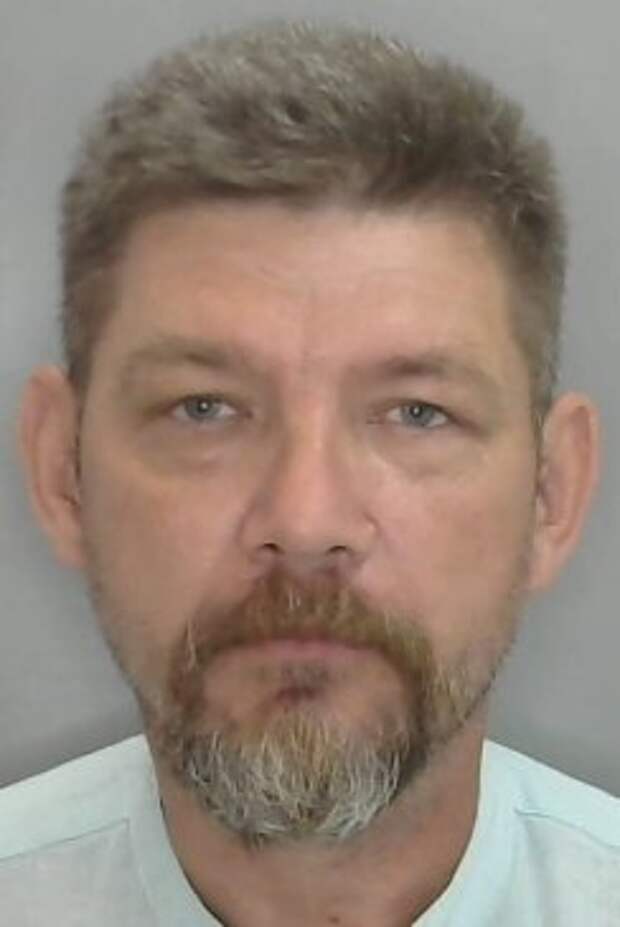 МВД Оренбуржья: сбежавший после расстрела полицейского может быть вооружен