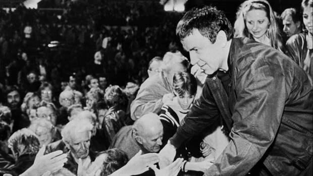 Кашпировскому и не снилось: как лже-целители заманивают россиян в свои сети