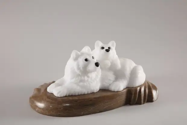 Матрешки, кинжалы и книги Горького: что привезти из Нижнего Новгорода