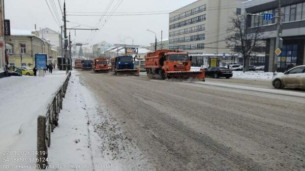В Туле за день вывезли 1345 кубометров снега, уборка продолжается ночью