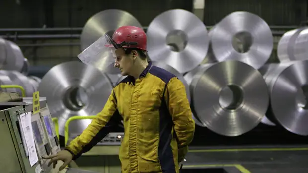 Власти США введут пошлины на алюминиевую фольгу из России