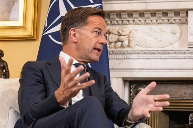 "Россия не вправе": Из тени слабеющего Трампа выходит Рютте. Голубь обернулся ястребом