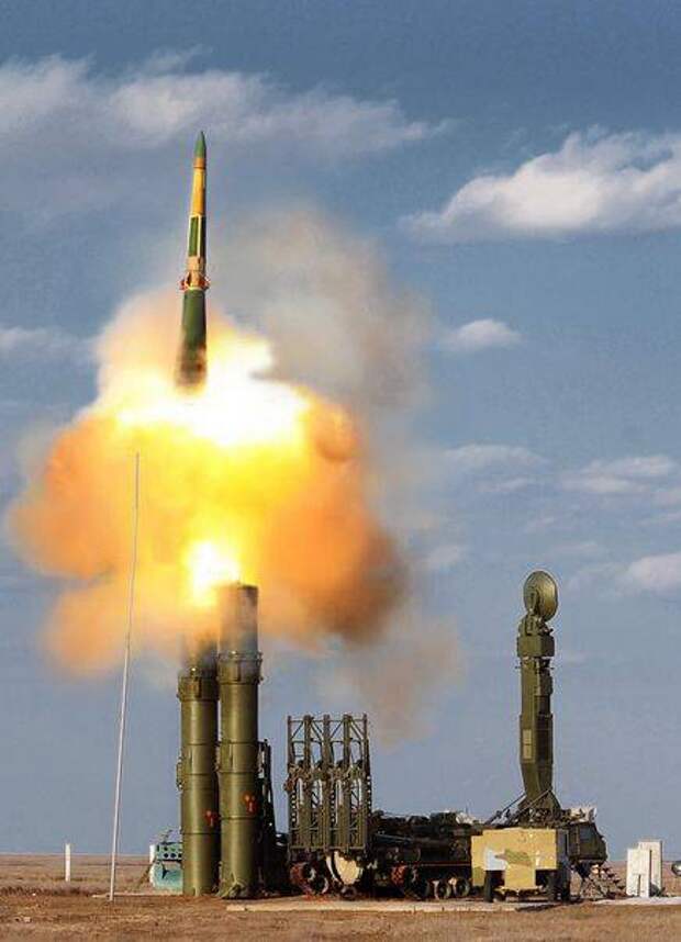 Зенитная ракетная система С-300В: против самолётов, крылатых и баллистических ракет