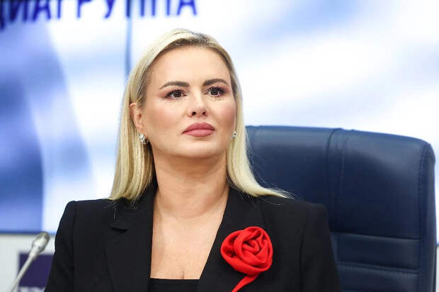 «Раньше могла покомандовать»: Семенович о компромиссах с партнером