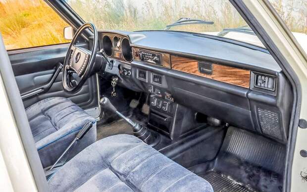 От мечты до «баржи»: как полюбили и за что разлюбили «новую Волгу»