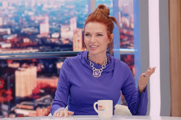 Актриса Эвелина Бледанс призналась, что познакомила сына с новым возлюбленным