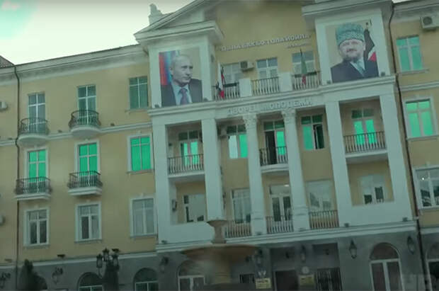 Кадр из фильма "Добро пожаловать в Чечню"