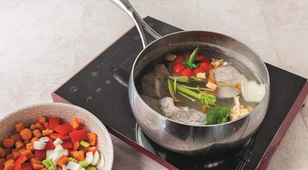 Похлебка из индейки с разноцветными овощами. Шаг 2