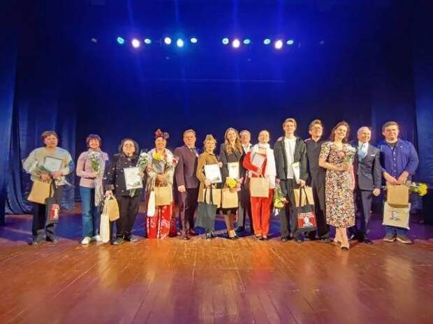 В Вязьме подвели итоги международного конкурса чтецов «Обелиск»