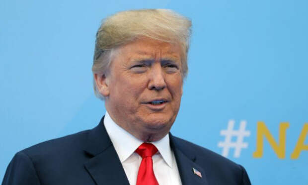 Трамп велел остановить поток долларов в Россию