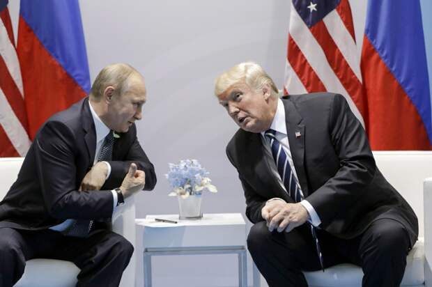 Ростислав Ищенко: США хотят продать Украину России, но она им уже не принадлежит