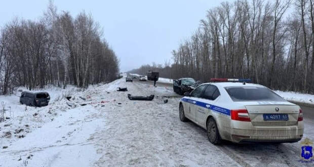 Двое взрослых и 6-летний ребенок пострадали в ДТП в Самарской области