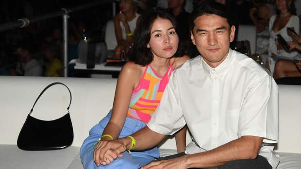 СМИ рассказали о делах жены Сабурова в России