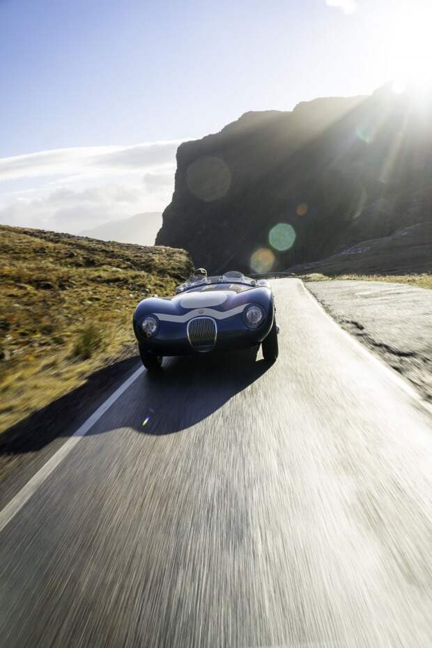 Компания Ecurie Ecosse выпускает семь ручных репродукций гоночного Jaguar C-Type