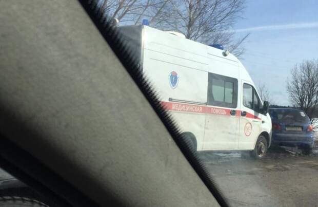 Скорая встретилась с неадекватным водителем в Тверской области